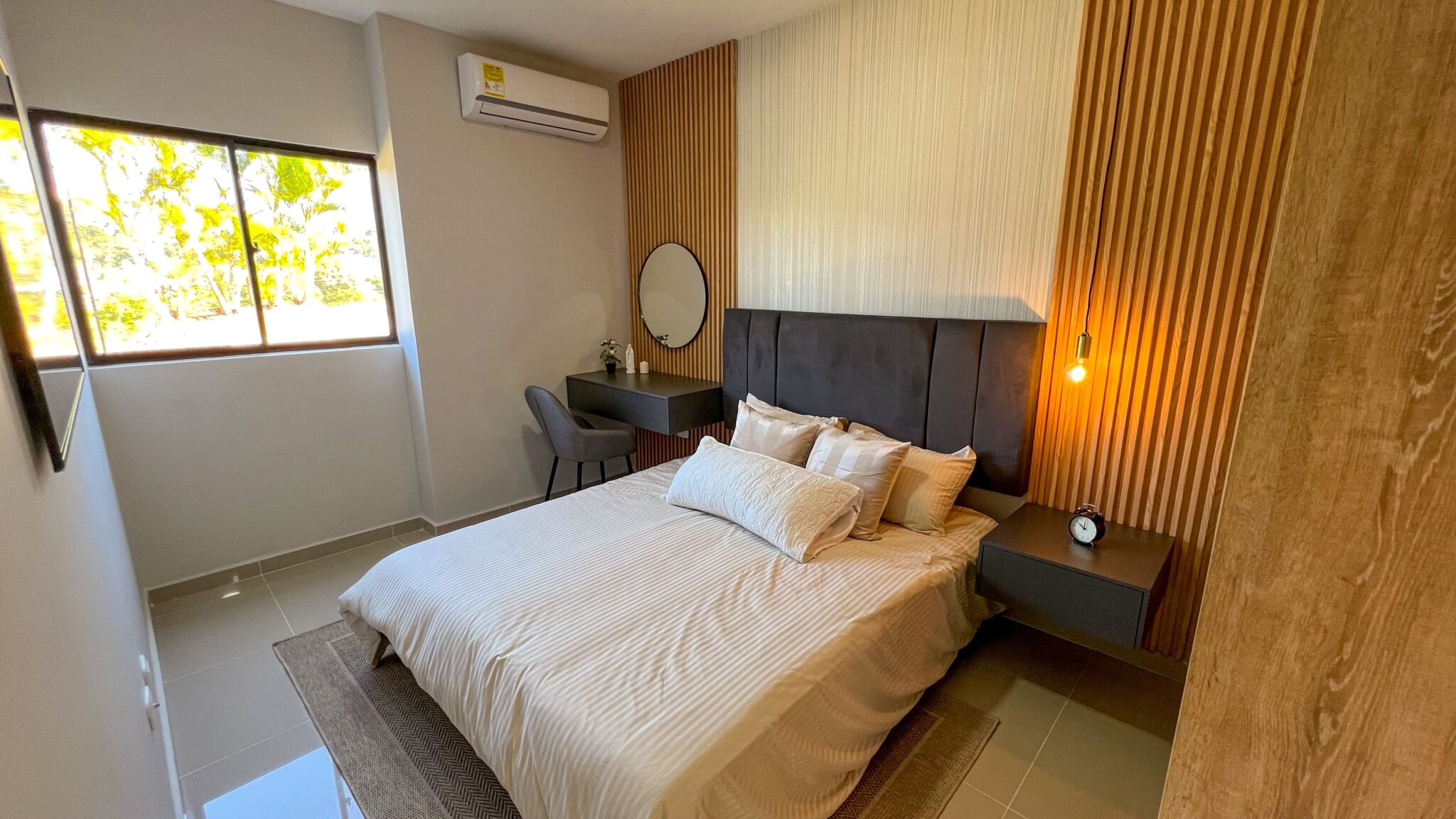 6DD9C21D-0F0B-4651-8CA7-66DFD9291452