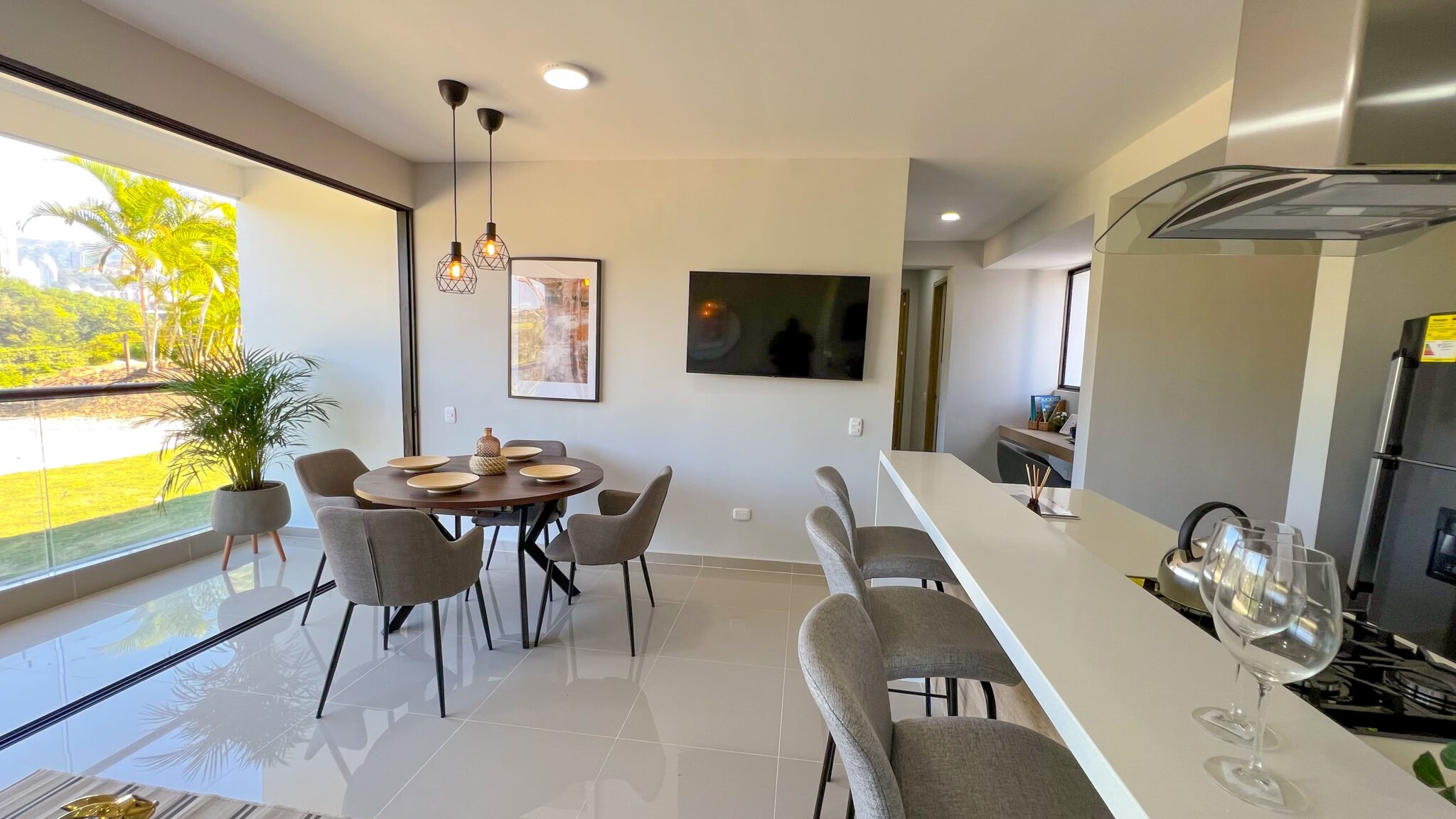 F29F7354-1480-4A84-909C-47DAE4ABCB89