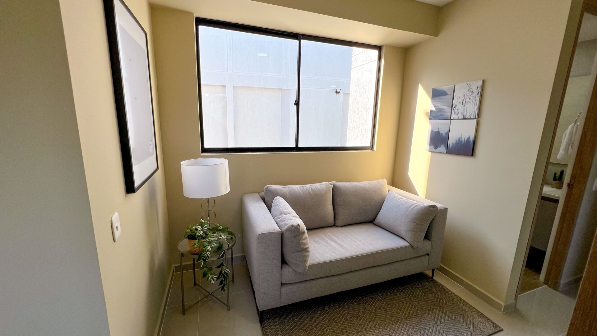 FC67662B-FFEE-403A-9426-CAE881165ABB